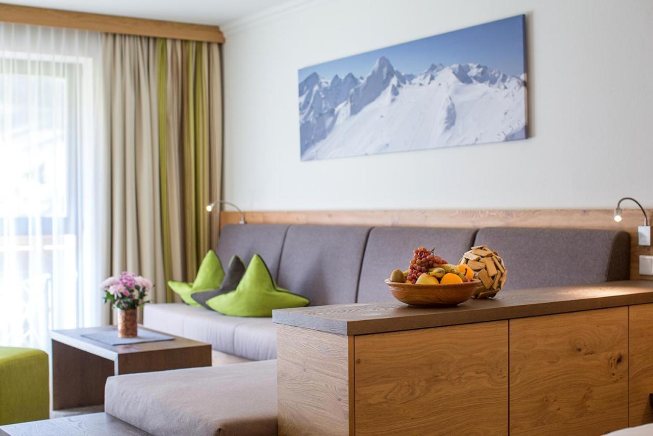 Hotel Tauernhof Kaprun Exterior photo
